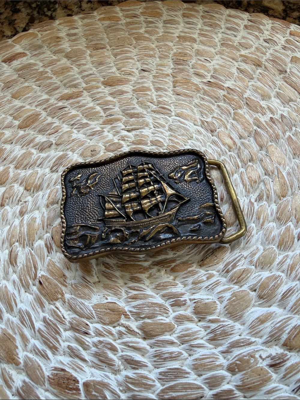VINTAGE Solid Brass Belt Buckle